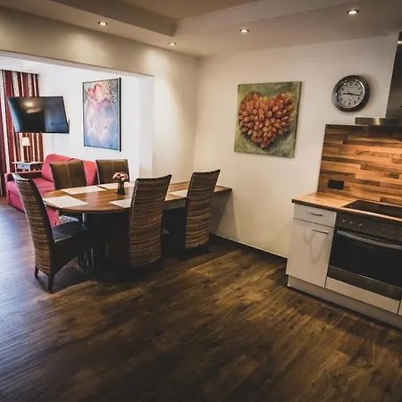 Apartament Appartementhaus Am Gschwandtkopf Seefeld w Tirolu