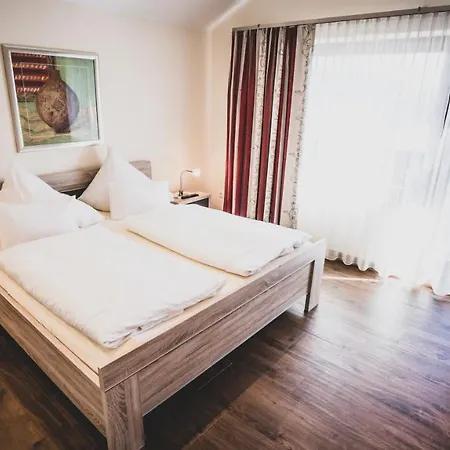 أبارتمنتهاوس شفاندكوف سيفيلد ان تيرول