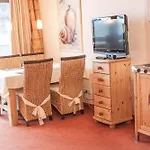 Apartament Appartementhaus Am Gschwandtkopf Seefeld w Tirolu